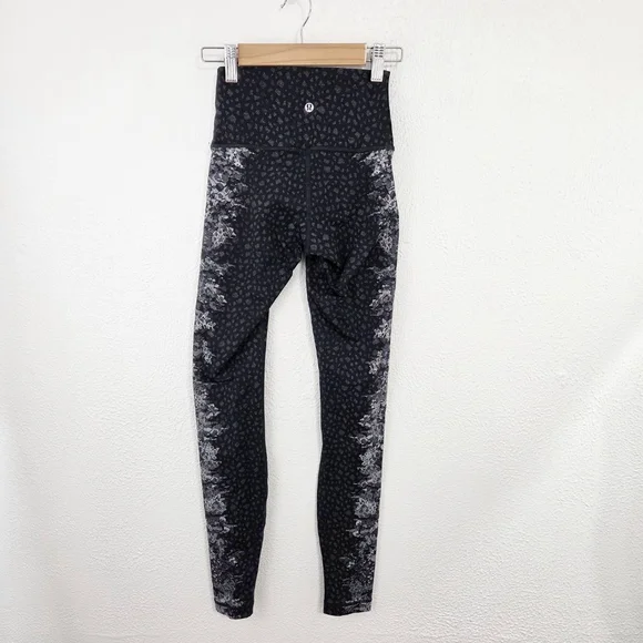 Lululemon Wunder Under Hi-Rise Tight 28" Overlace HR Ice Grey Black leggings 2 - Picture 4 of 7